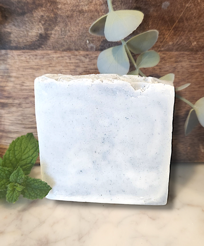 Bee Chill - Natural Soap (Mint & Eucalyptus)