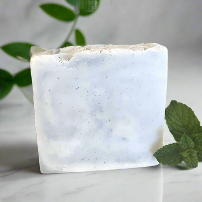 Bee Chill - Natural Soap (Mint & Eucalyptus)